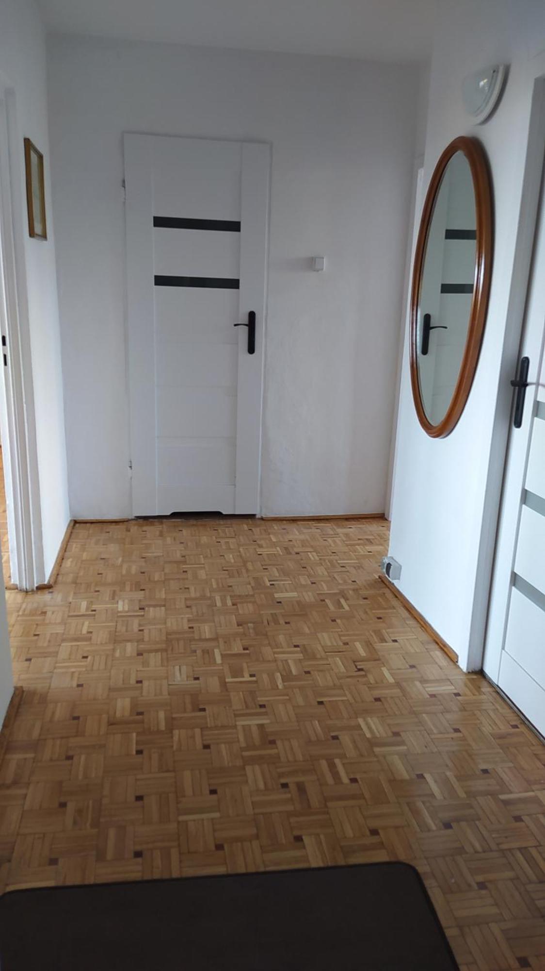 Uroczy Apartament Z Bezplatnych Parkingiem Warszawa Zewnętrze zdjęcie